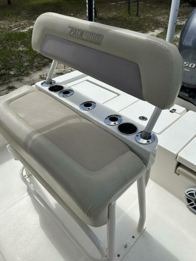 2017 Pathfinder 2200 TRS