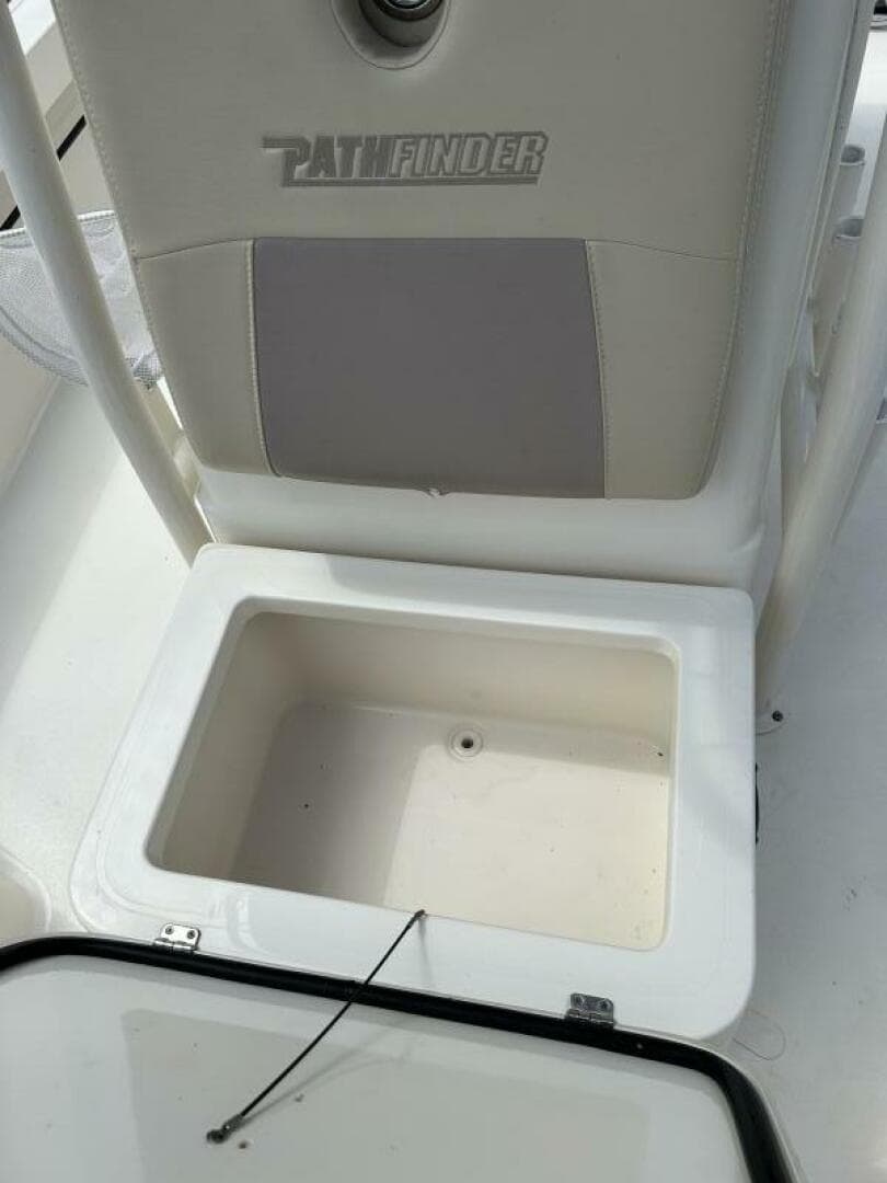 2017 Pathfinder 2200 TRS