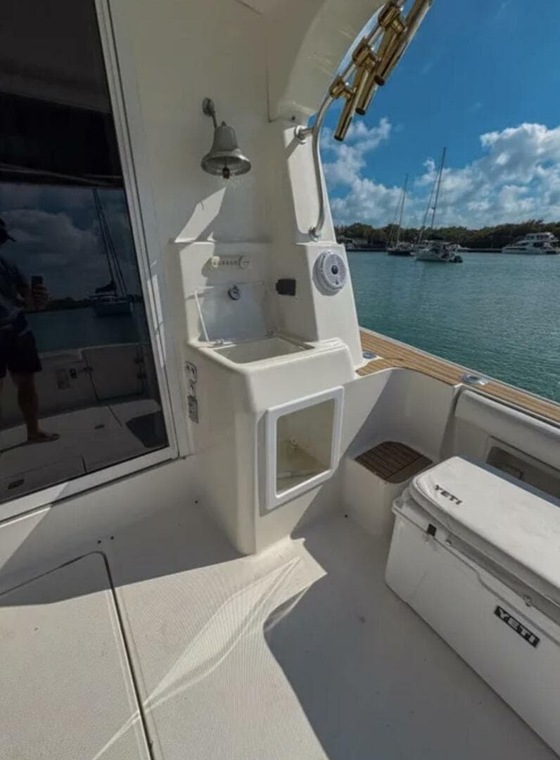 2003 Silverton 42 Convertible