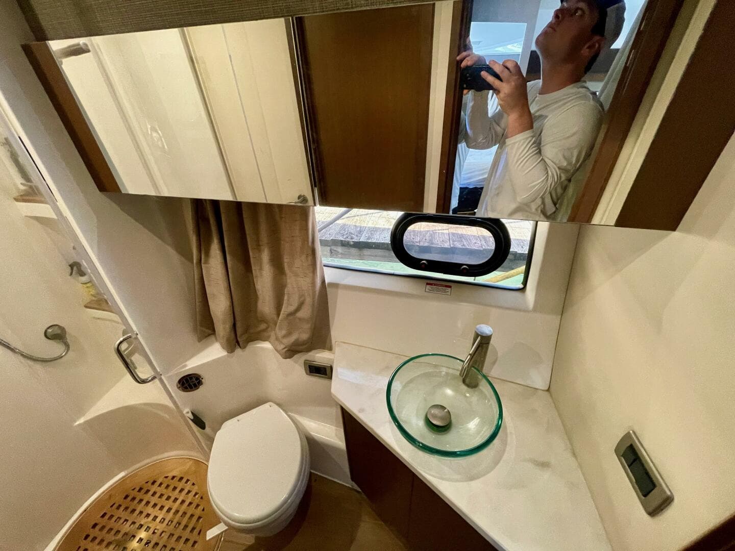 2017 Sea Ray 400 Sundancer