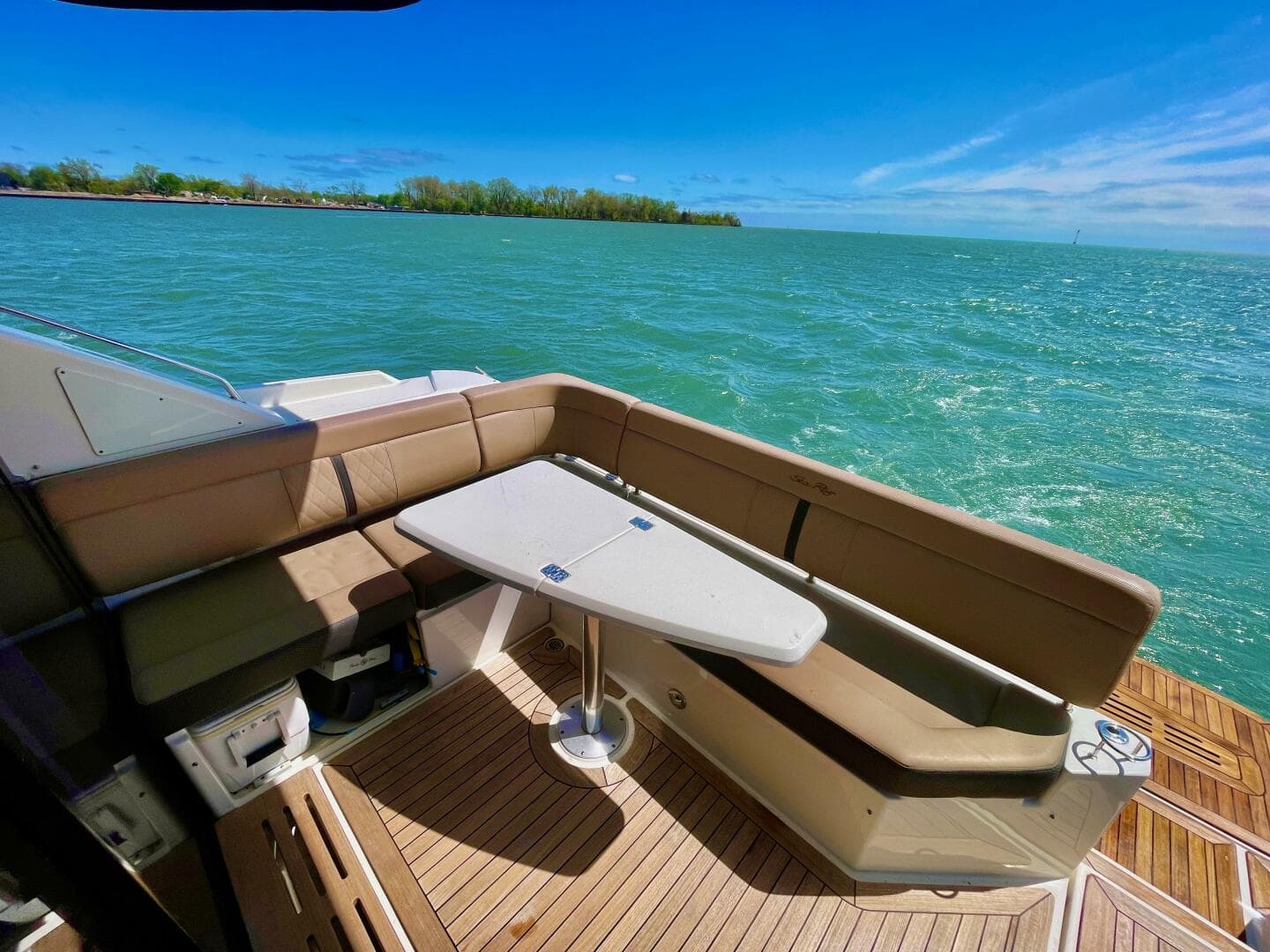 2017 Sea Ray 400 Sundancer