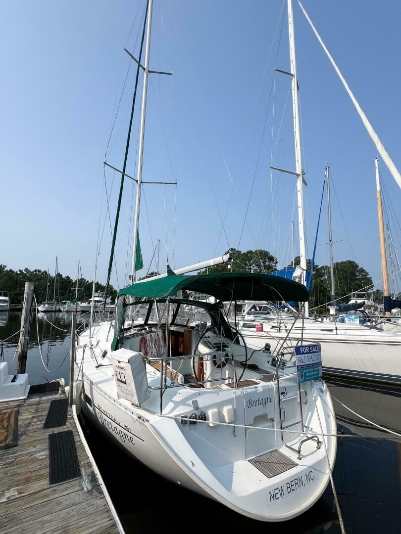 2002 Beneteau 361