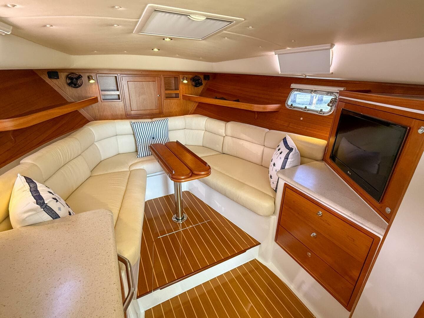 2012 MJM 36z Downeast