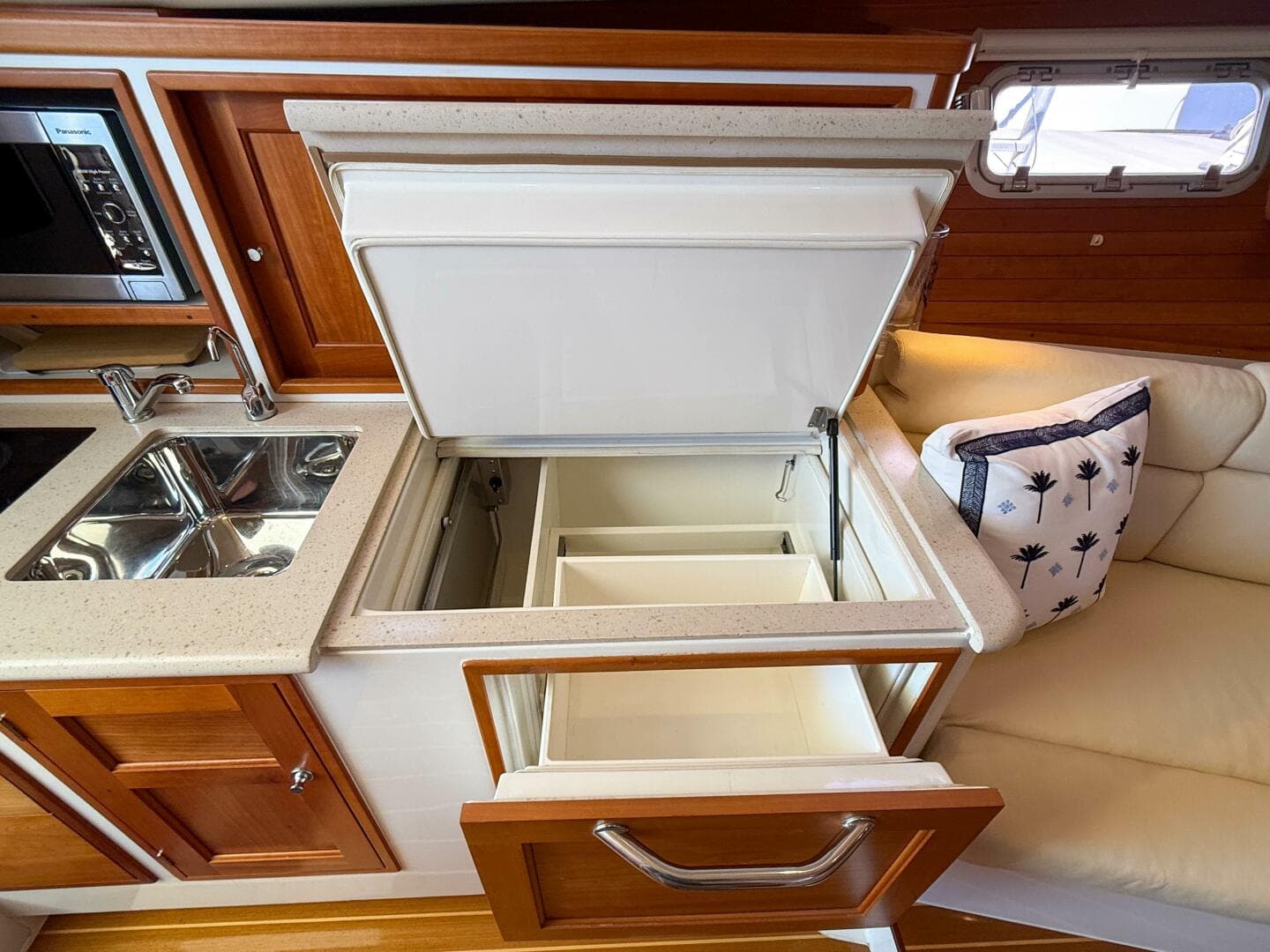 2012 MJM 36z Downeast