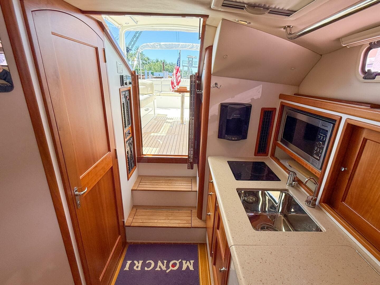 2012 MJM 36z Downeast