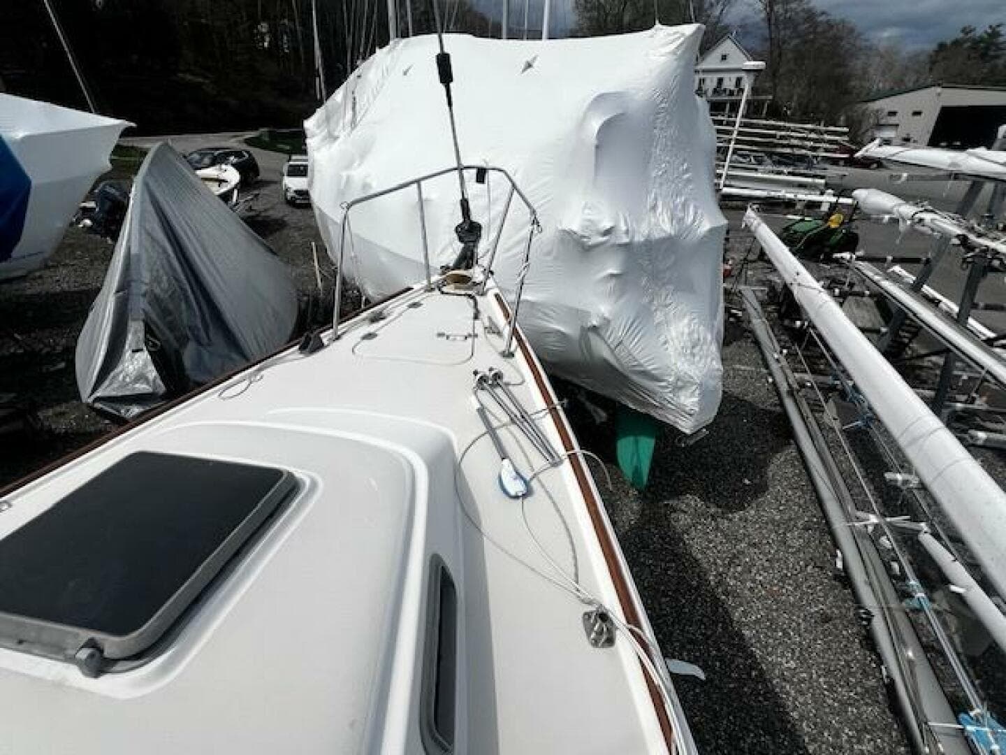 1983 Pearson 303 Sloop