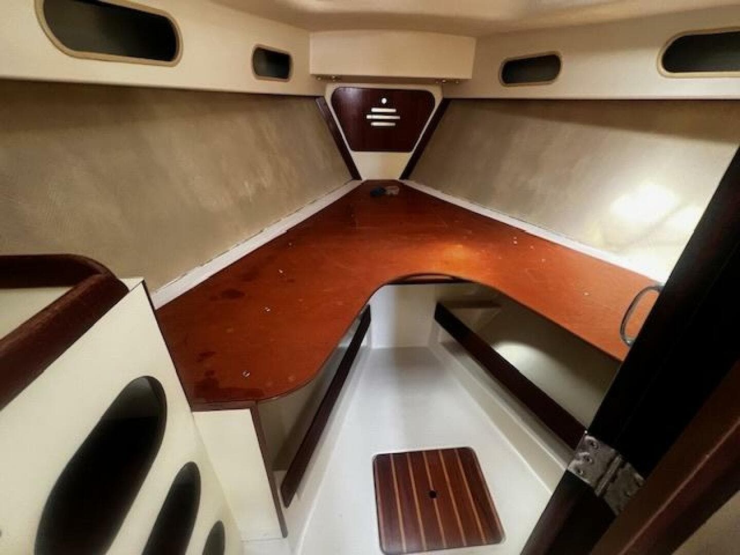 1983 Pearson 303 Sloop