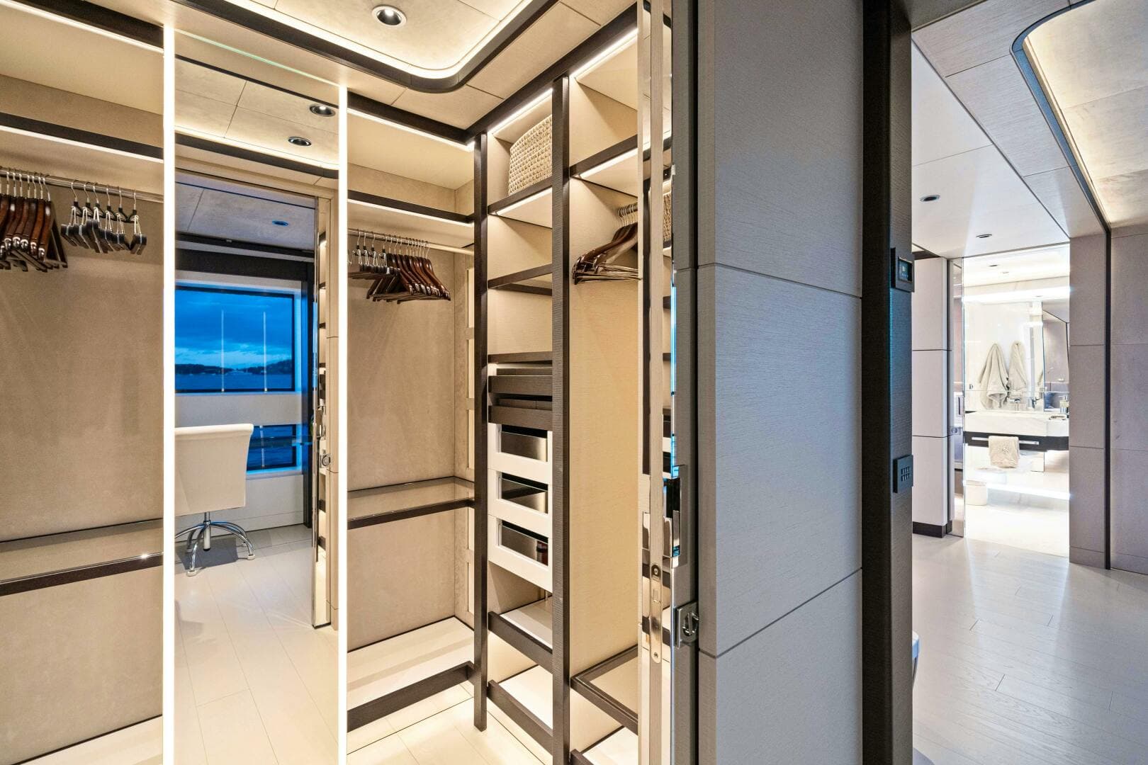 2028 Ocean King DUCALE 120