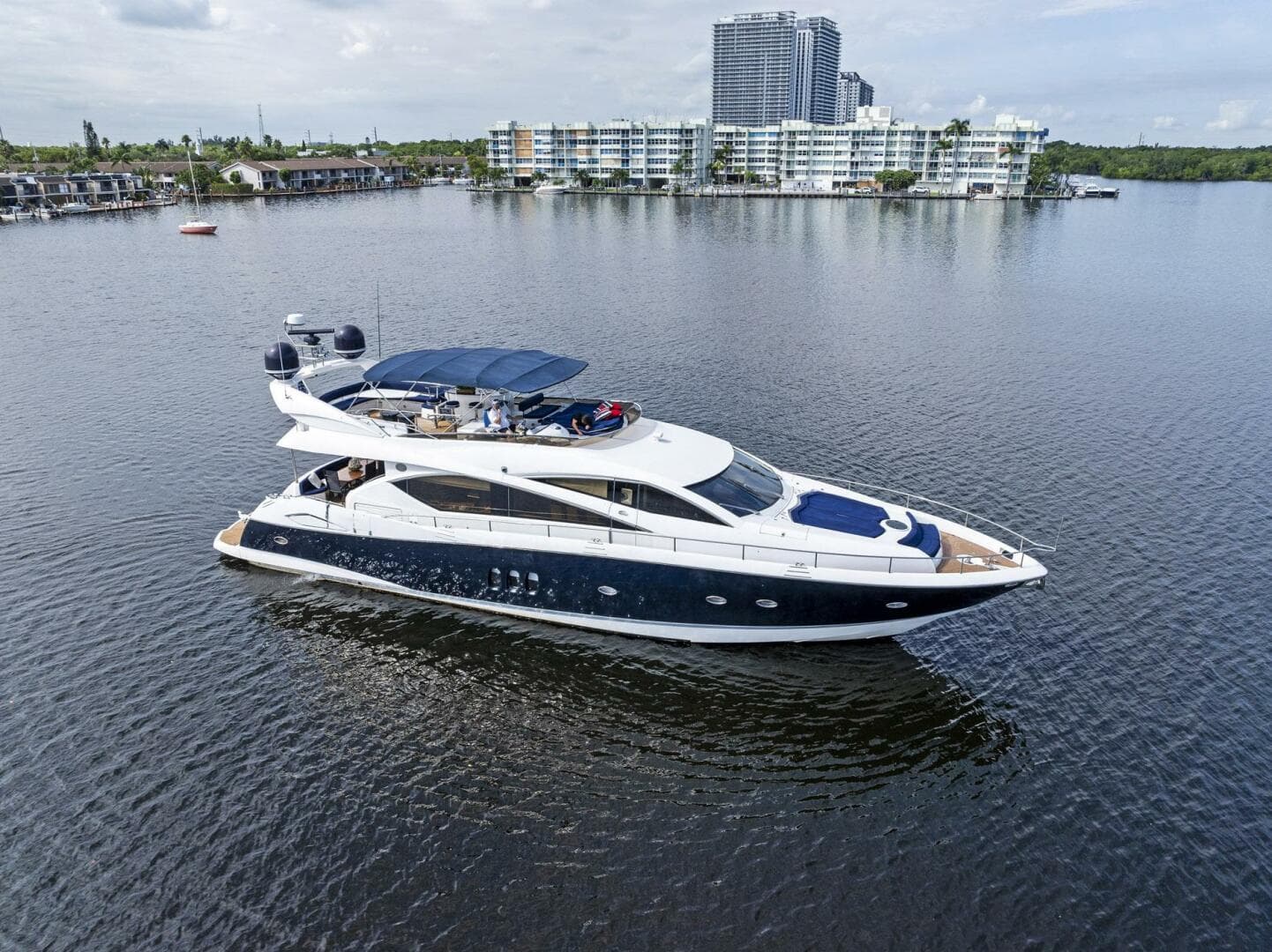 2006 Sunseeker 75 Yacht