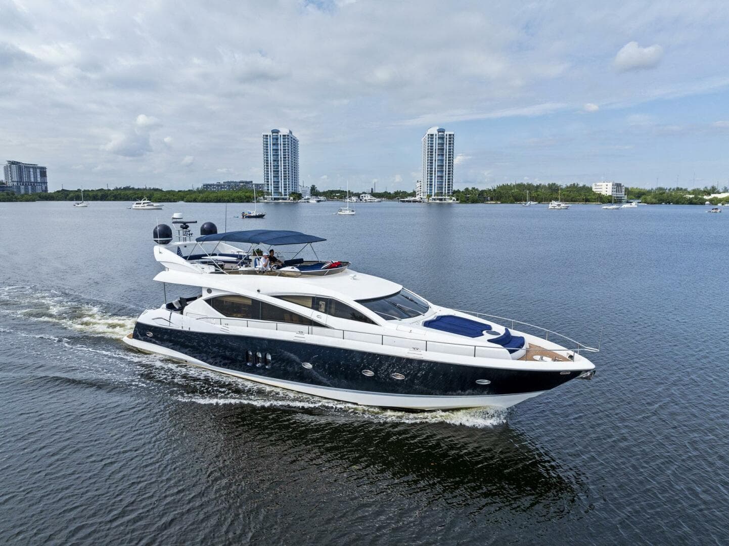 2006 Sunseeker 75 Yacht