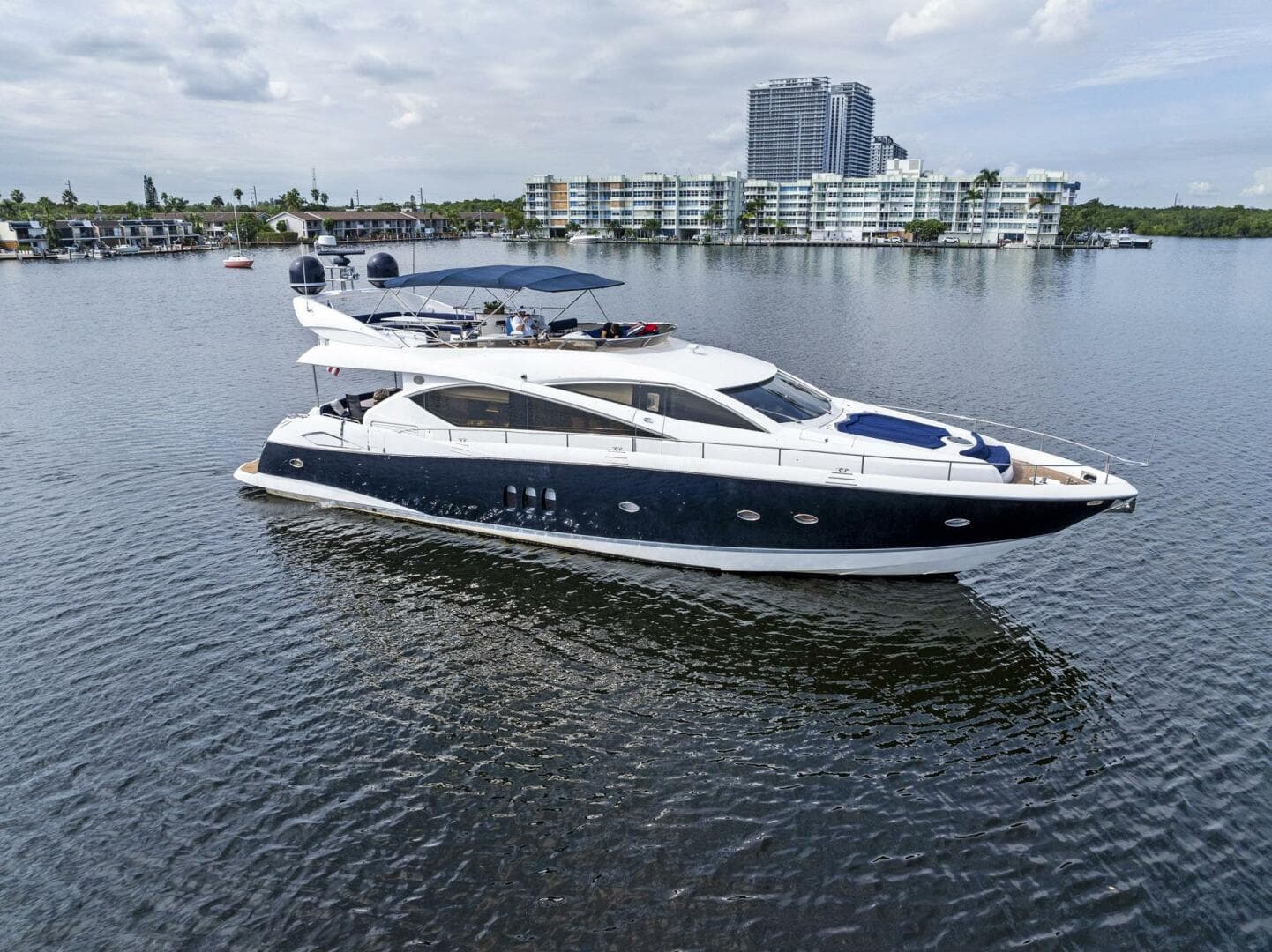2006 Sunseeker 75 Yacht