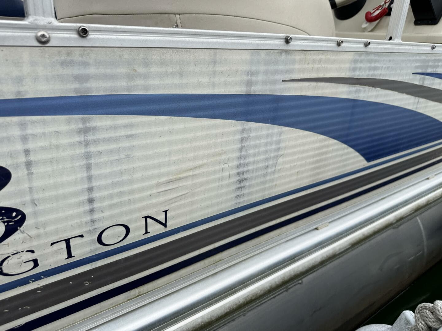 2002 Bennington 257L Pontoon Boat