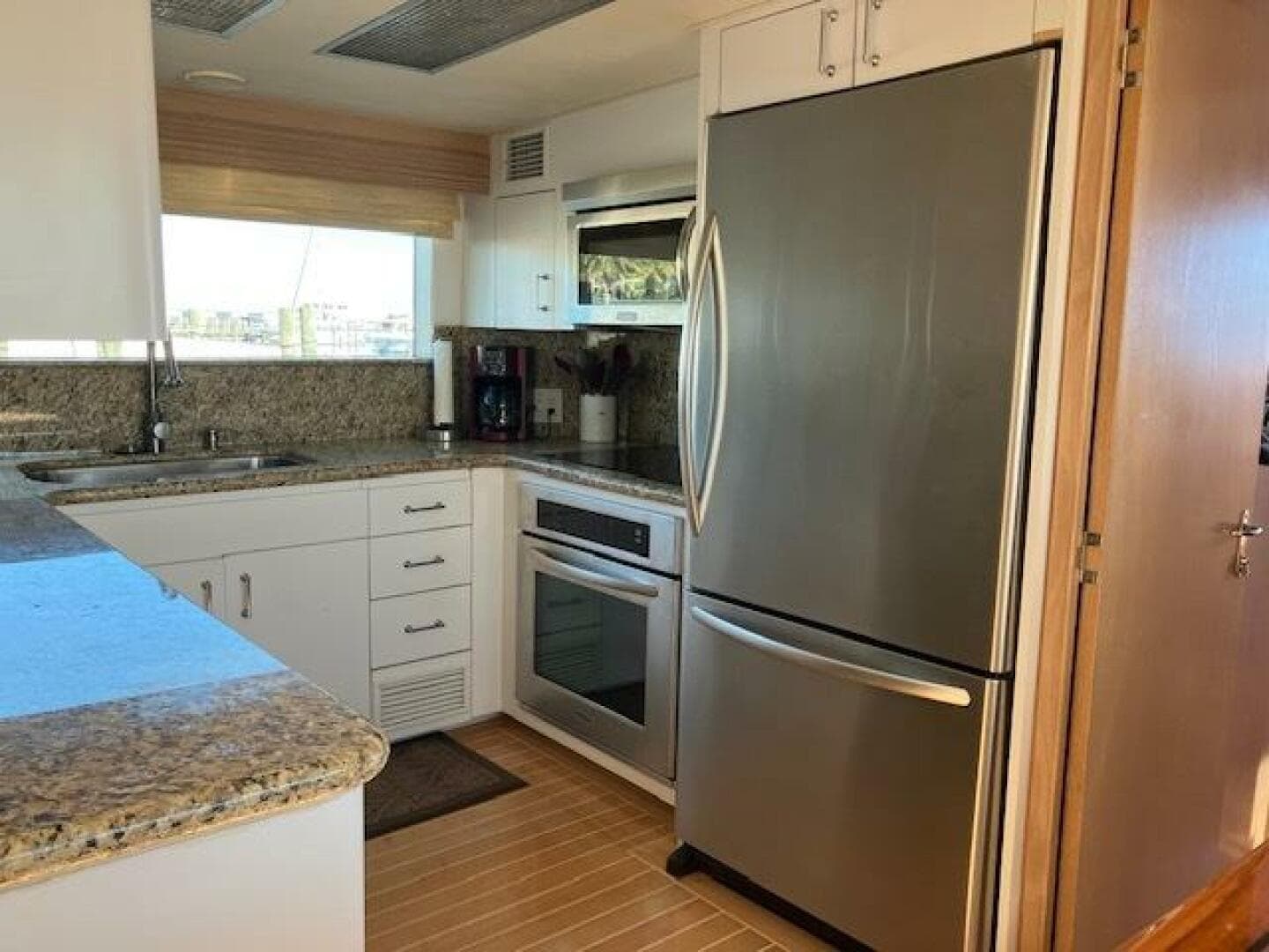 1996 Hatteras Sport Deck