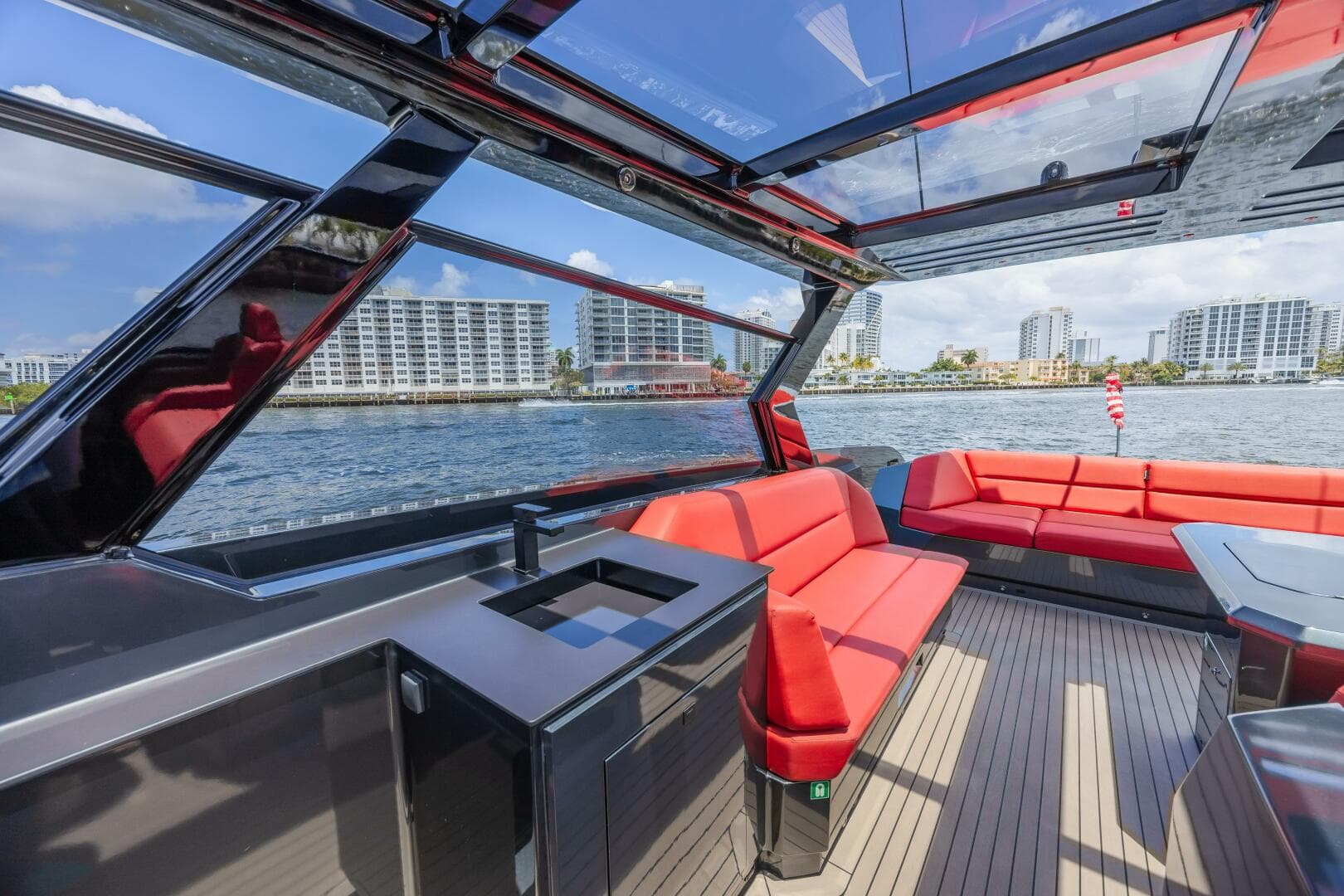 2023 Vanquish Yachts VQ58