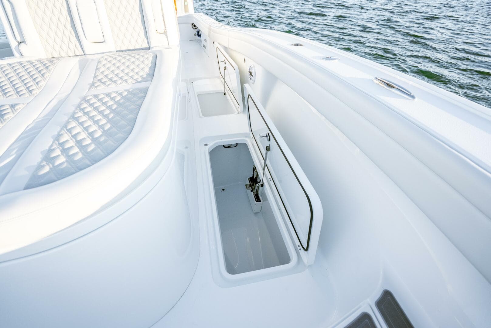 2026 Costa Custom 34sv