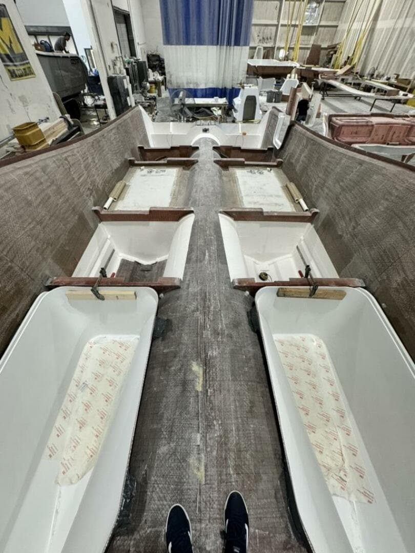 2026 Costa Custom 34sv