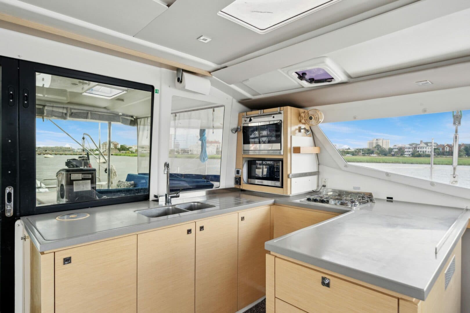 2014-fountaine-pajot-helia-44-sail-9755226-20250618093333129-1.jpg