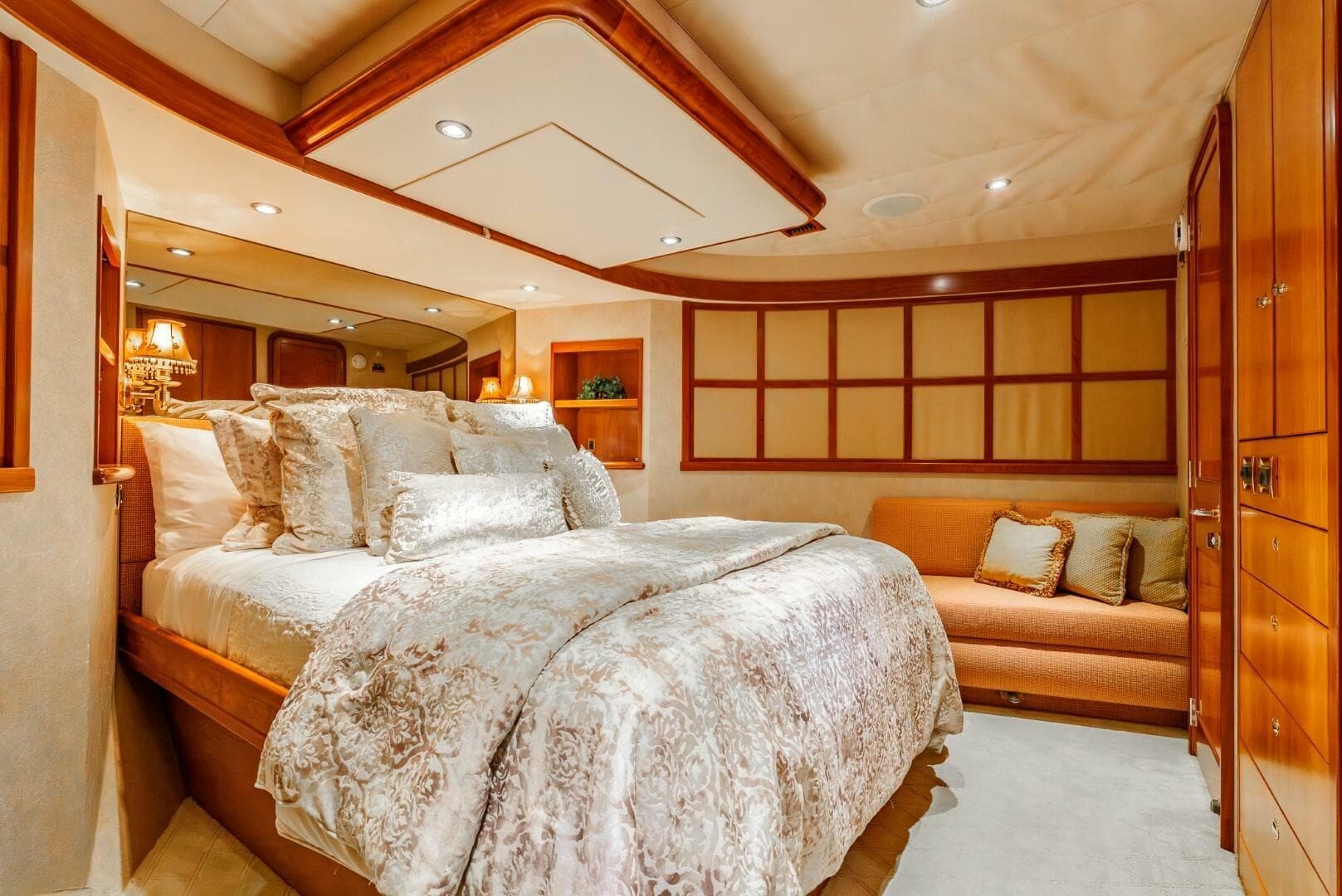 2003 Westport Cockpit Motor Yacht