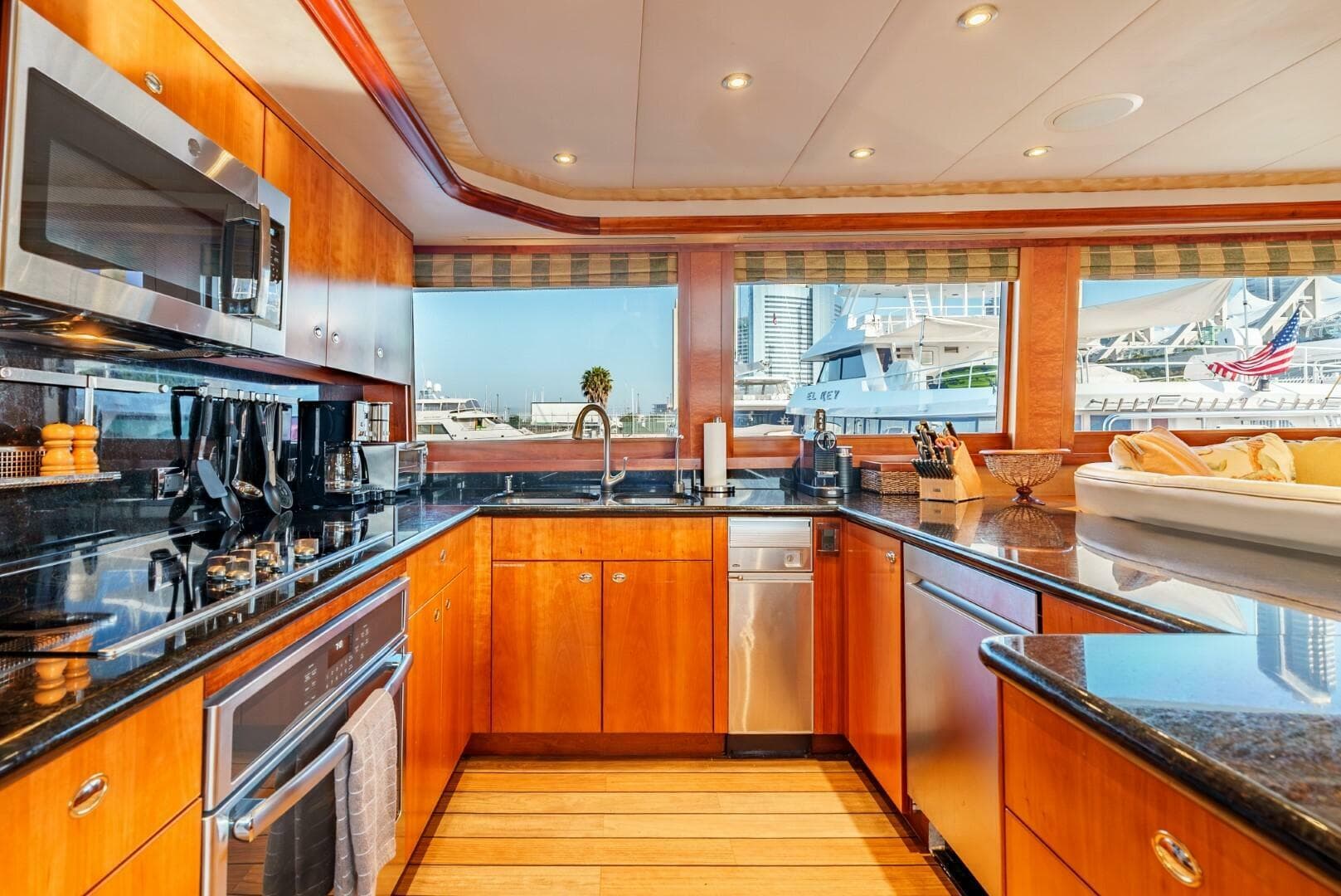 2003 Westport Cockpit Motor Yacht