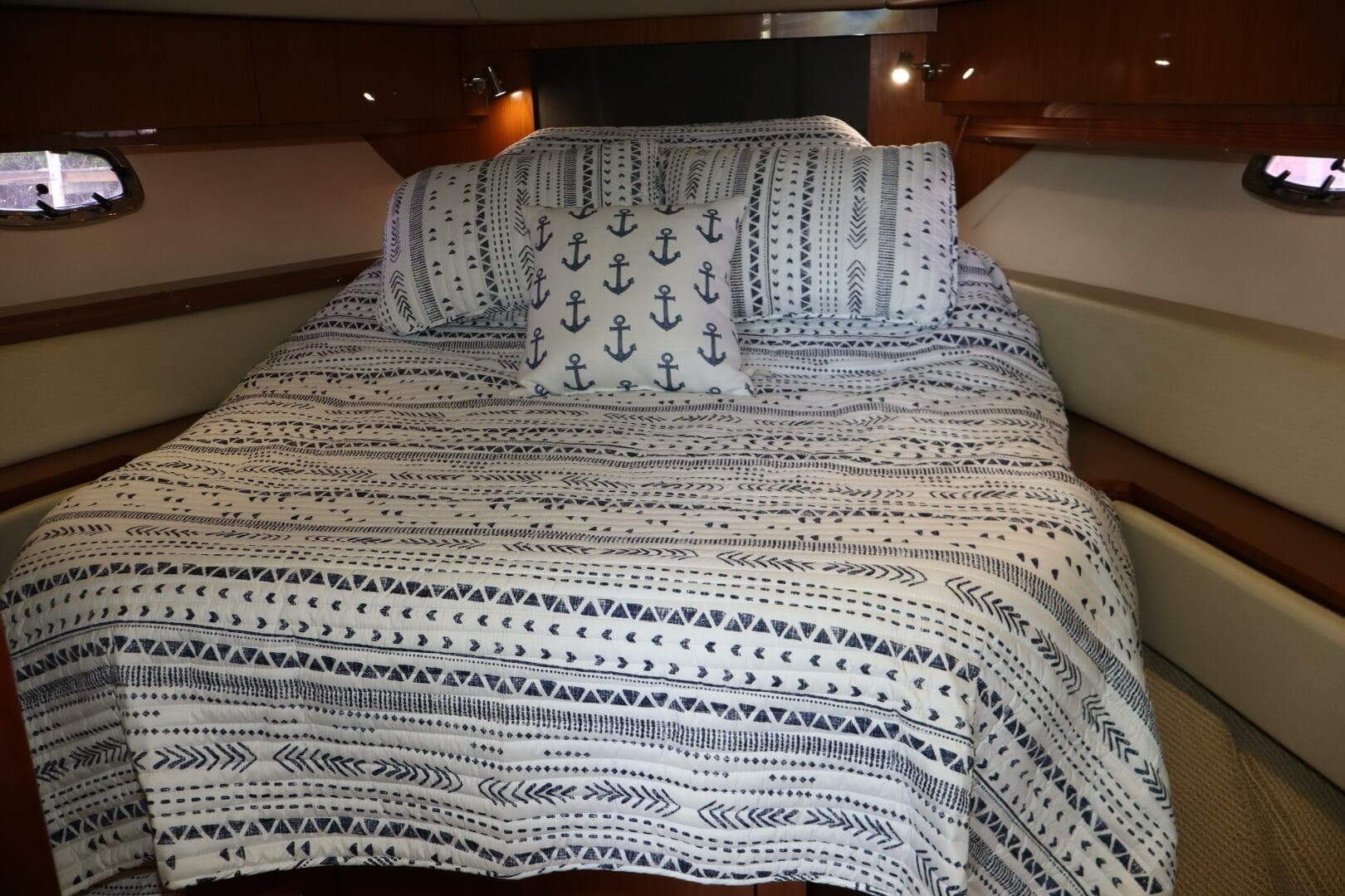 2015 Sea Ray 410 Sundancer- SOMEDAY- Master Stateroom