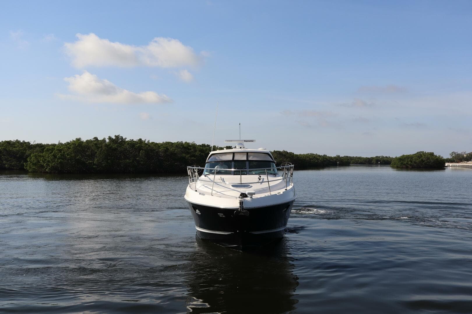 2015 Sea Ray 410 Sundancer- SOMEDAY- Bow