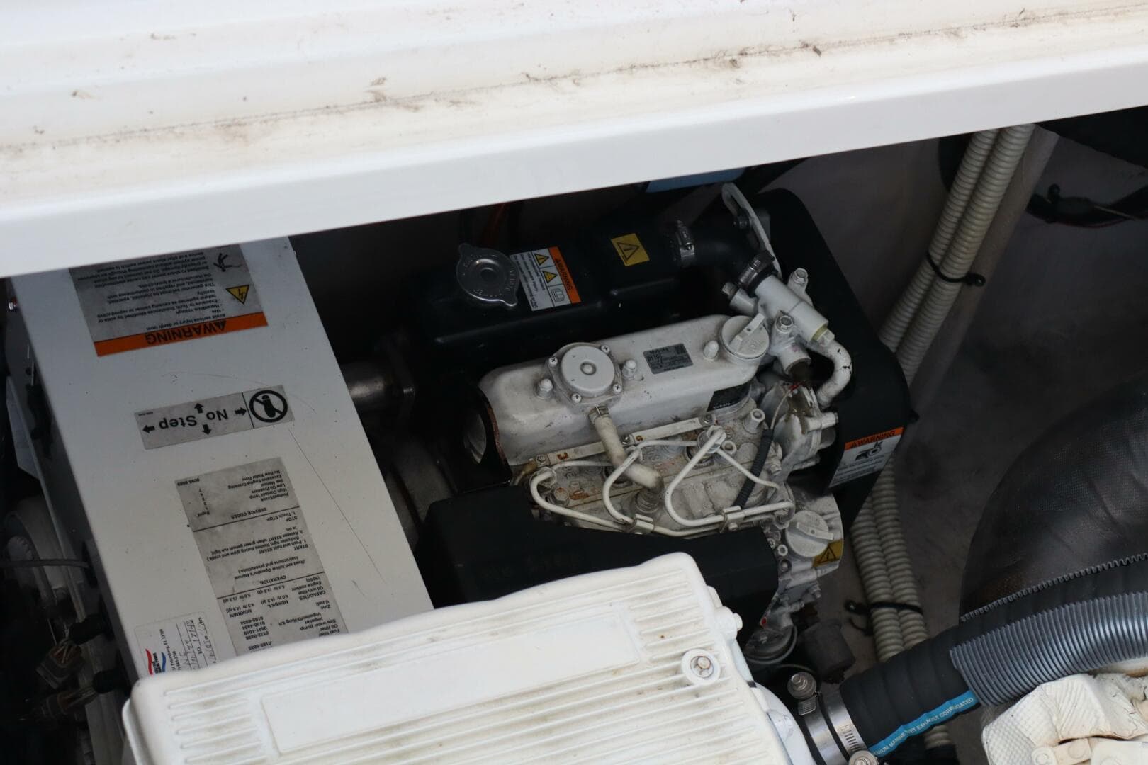 2015 Sea Ray 410 Sundancer- SOMEDAY- Engine Room