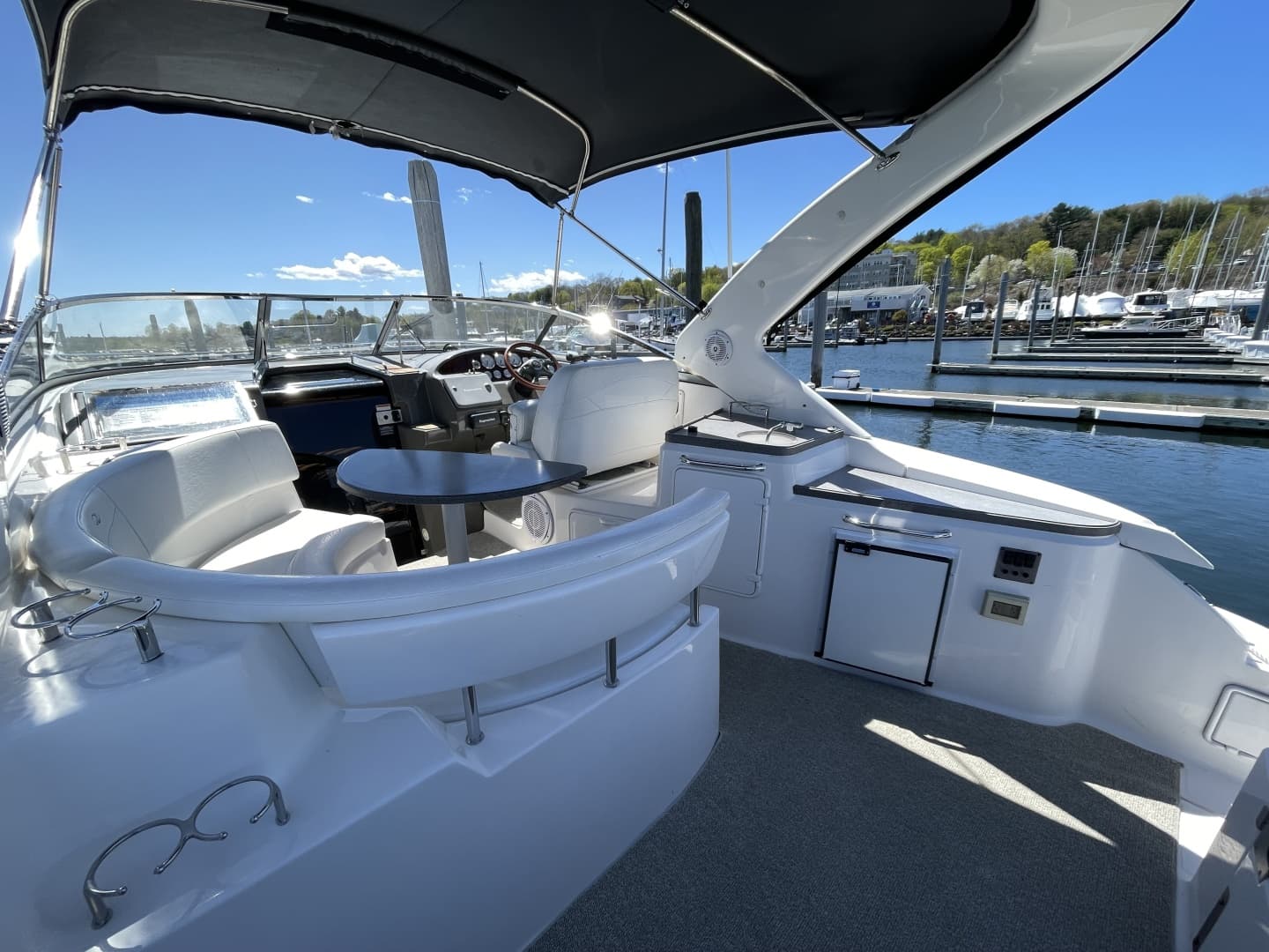 2007 Regal 3360 Window Express
