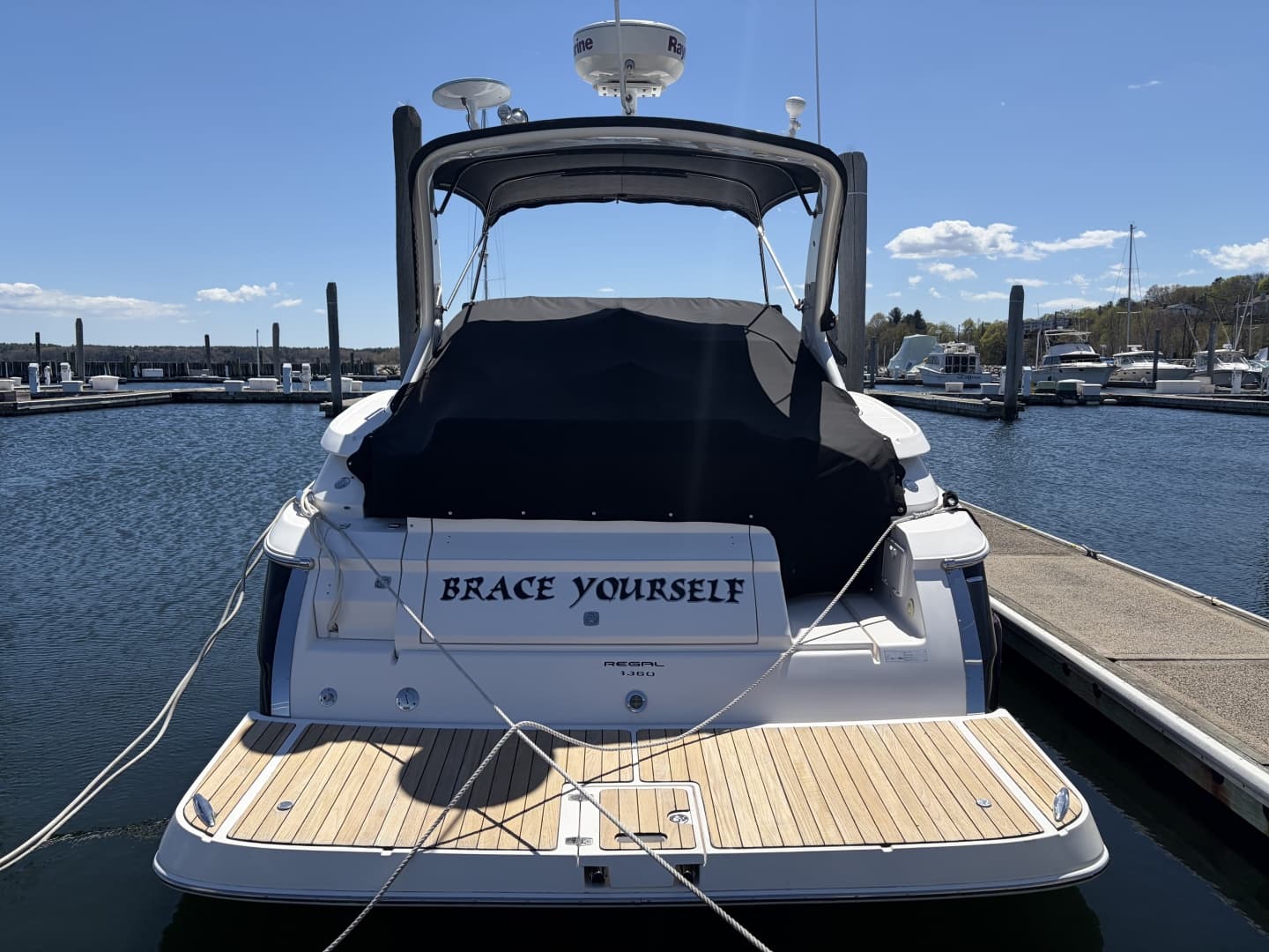 2007 Regal 3360 Window Express