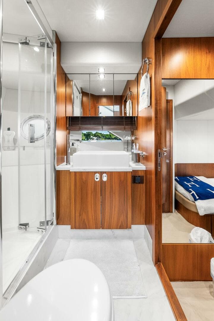 2016 Sunseeker Manhattan 65