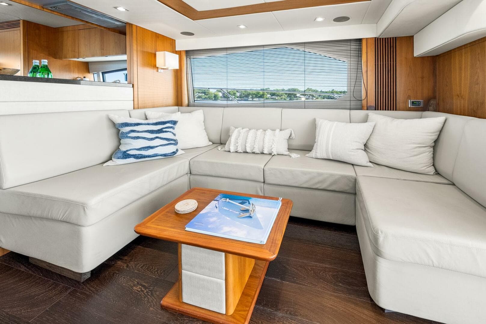 2016 Sunseeker Manhattan 65