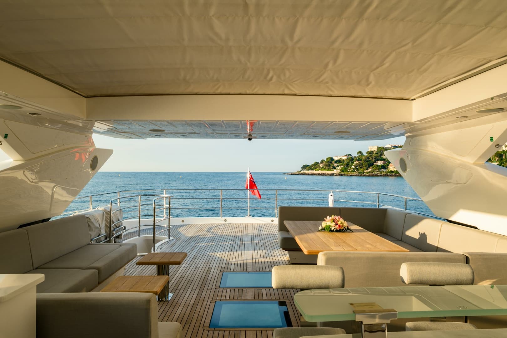 2018 Sunseeker Sunseeker 116 Yacht