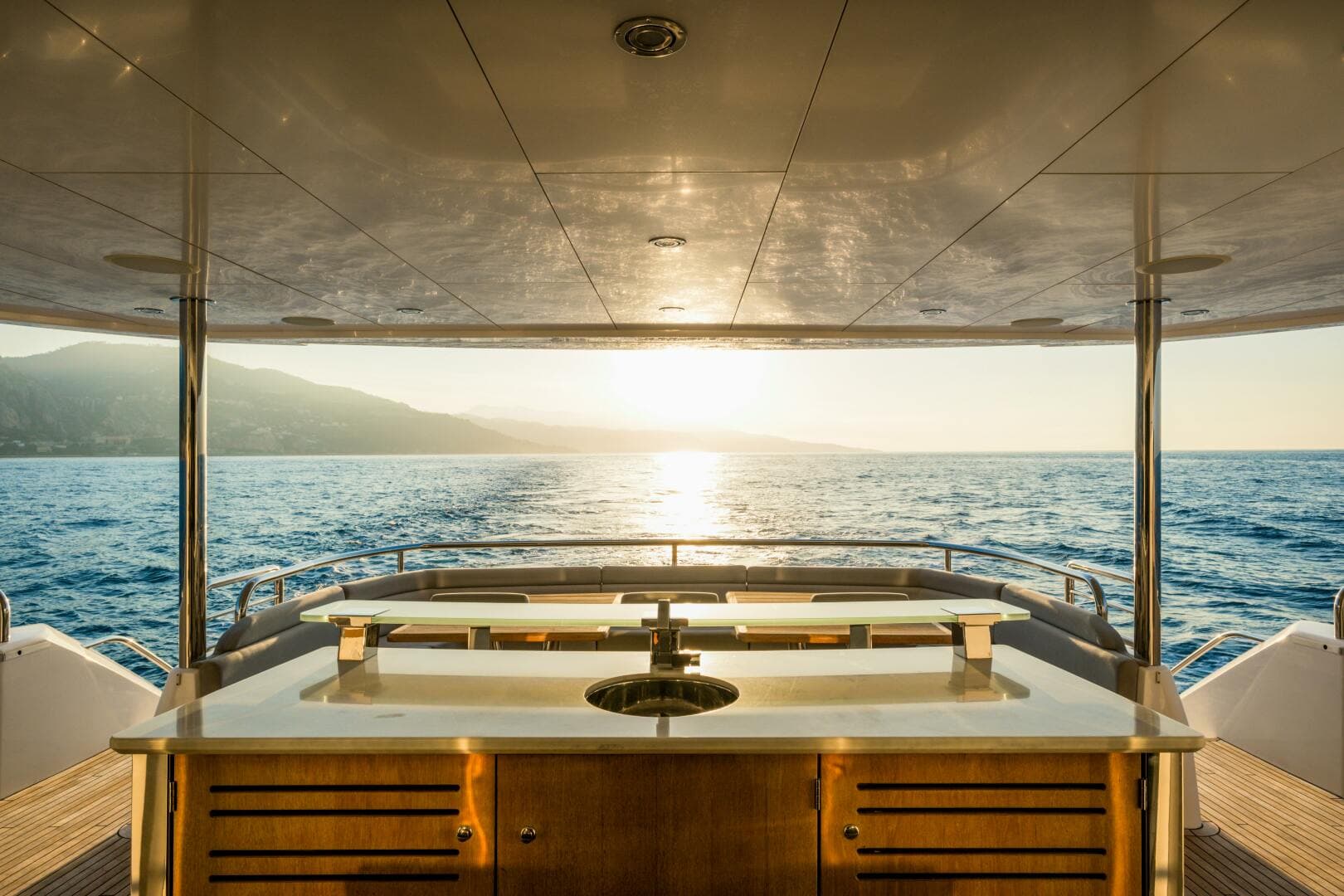 2018 Sunseeker Sunseeker 116 Yacht