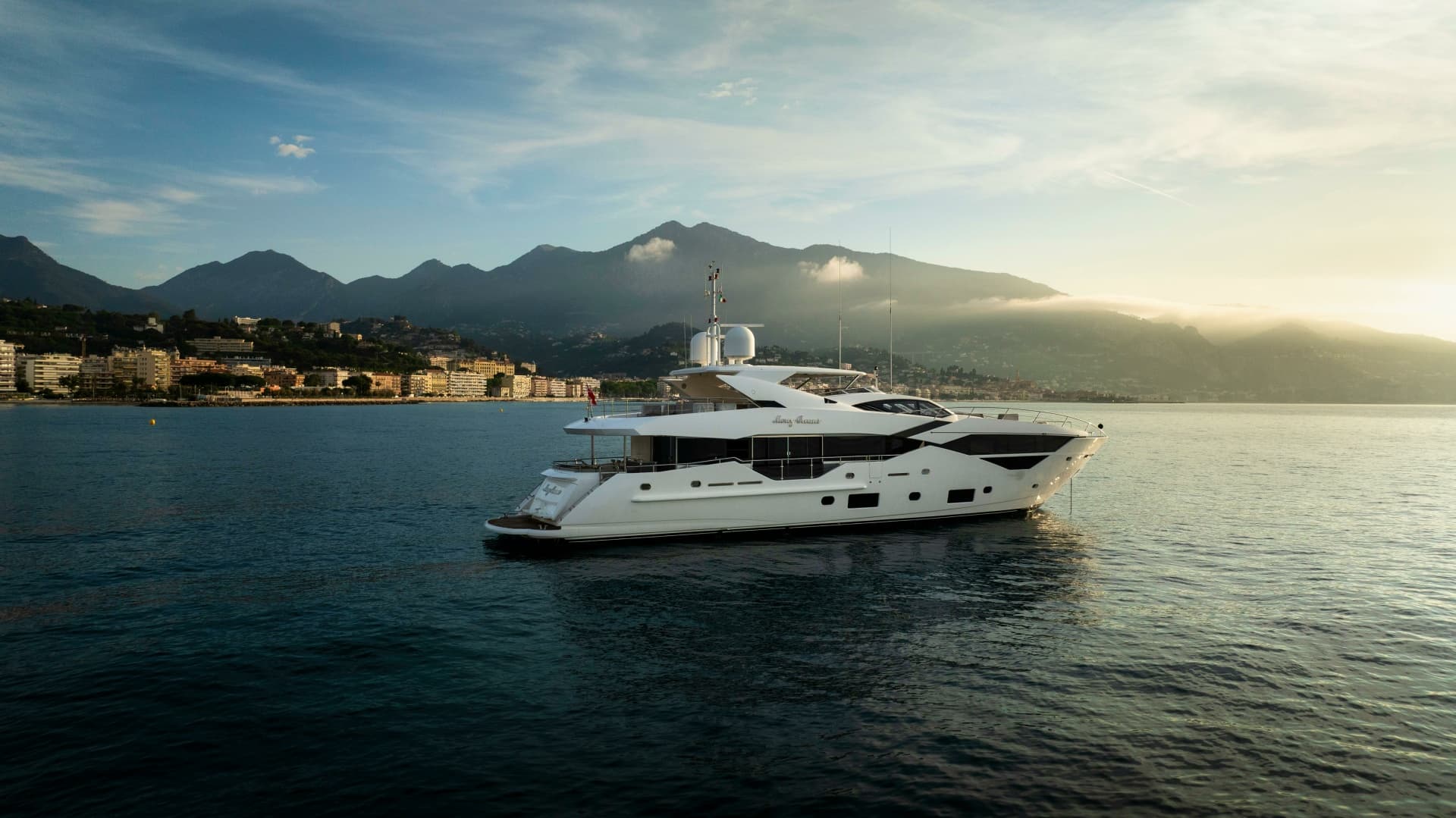 2018 Sunseeker Sunseeker 116 Yacht