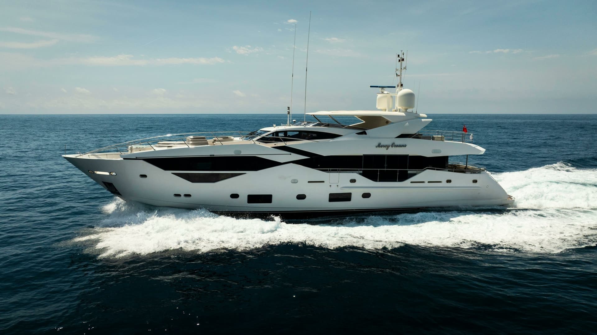 2018 Sunseeker Sunseeker 116 Yacht