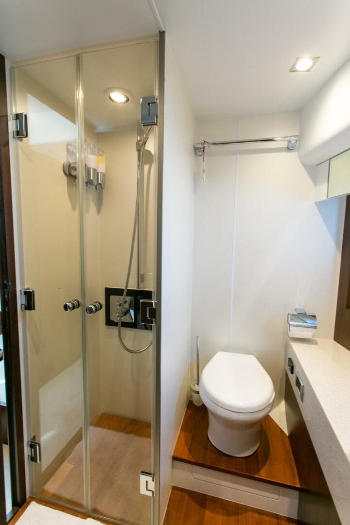 2014 Fairline Squadron 65