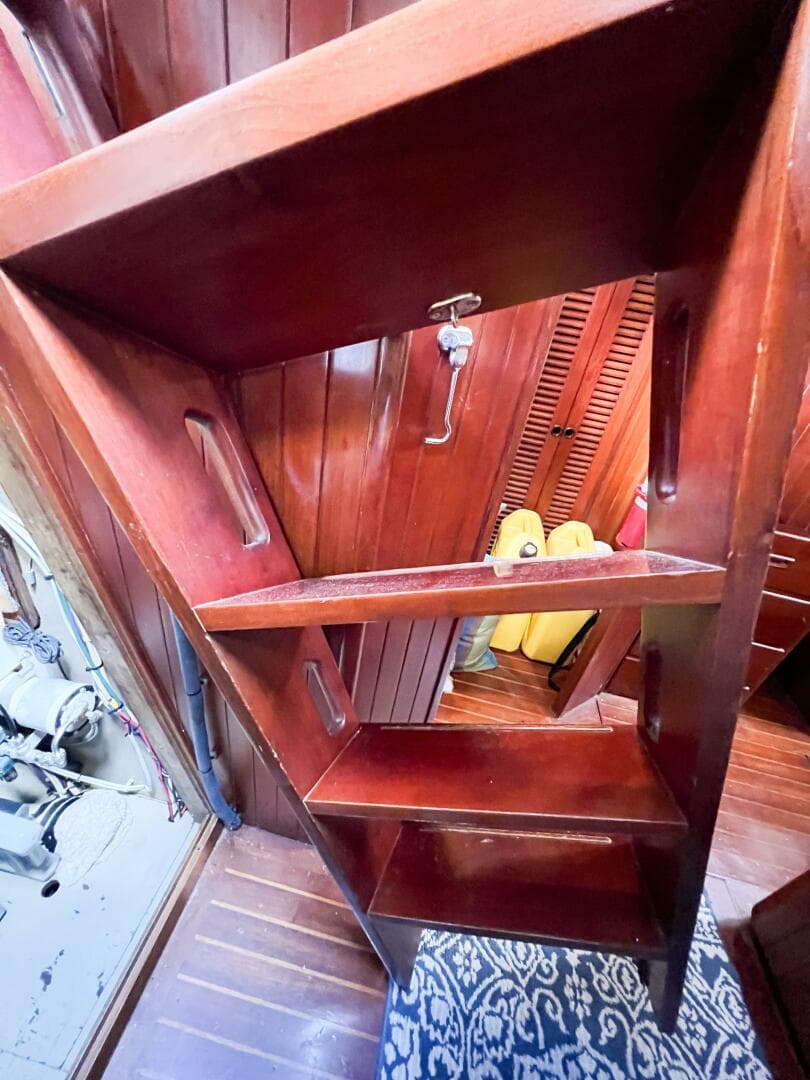 1986 Tayana Vancouver 42