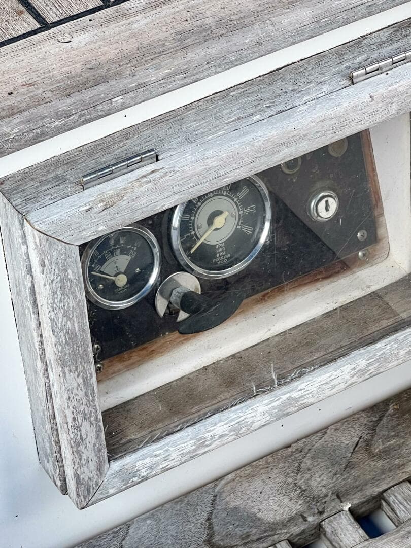 1986 Tayana Vancouver 42