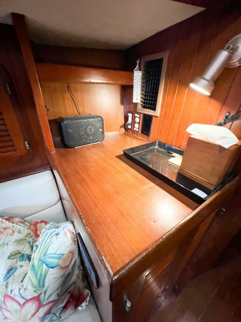 1986 Tayana Vancouver 42