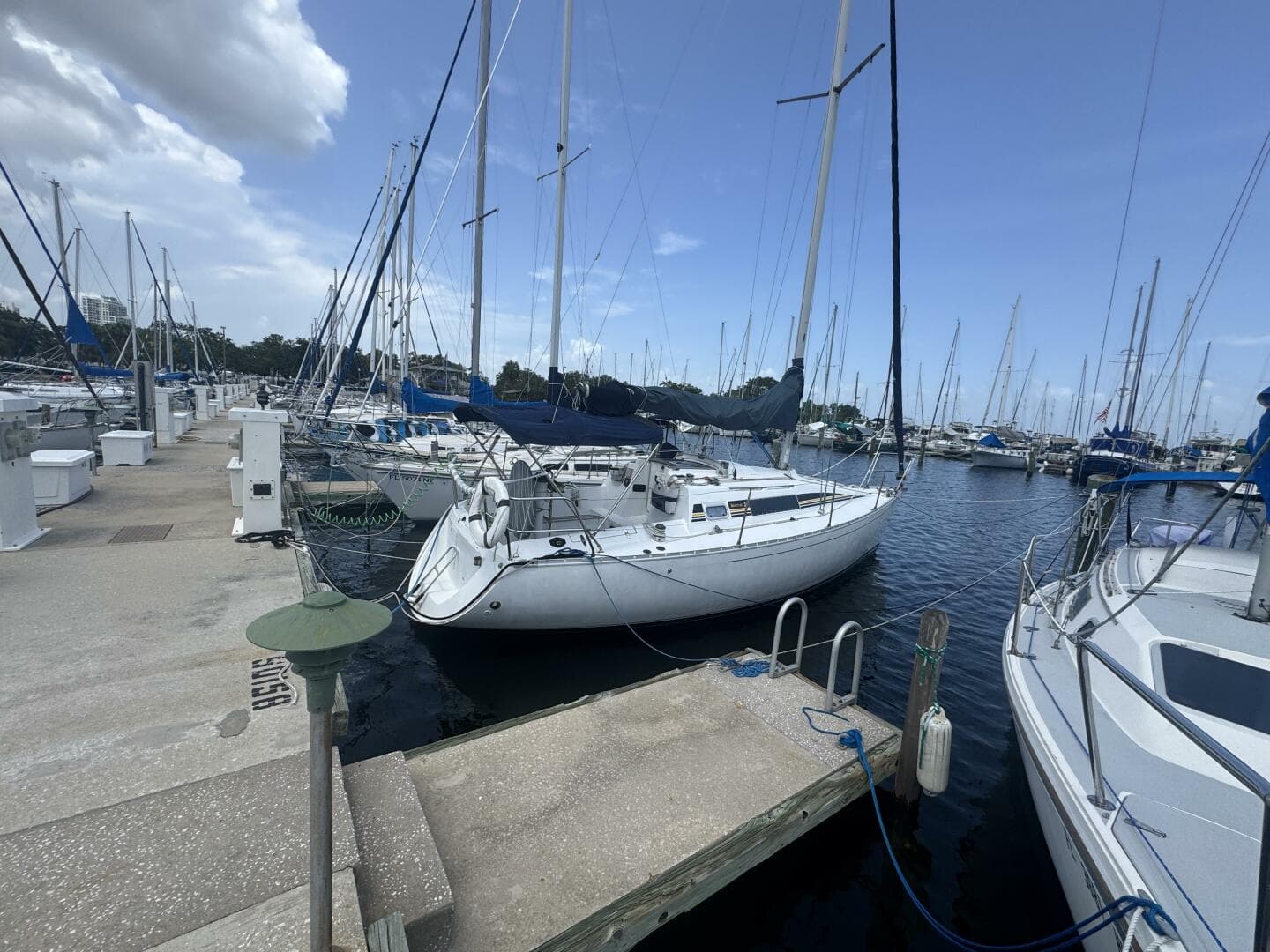 1988 Beneteau First 285