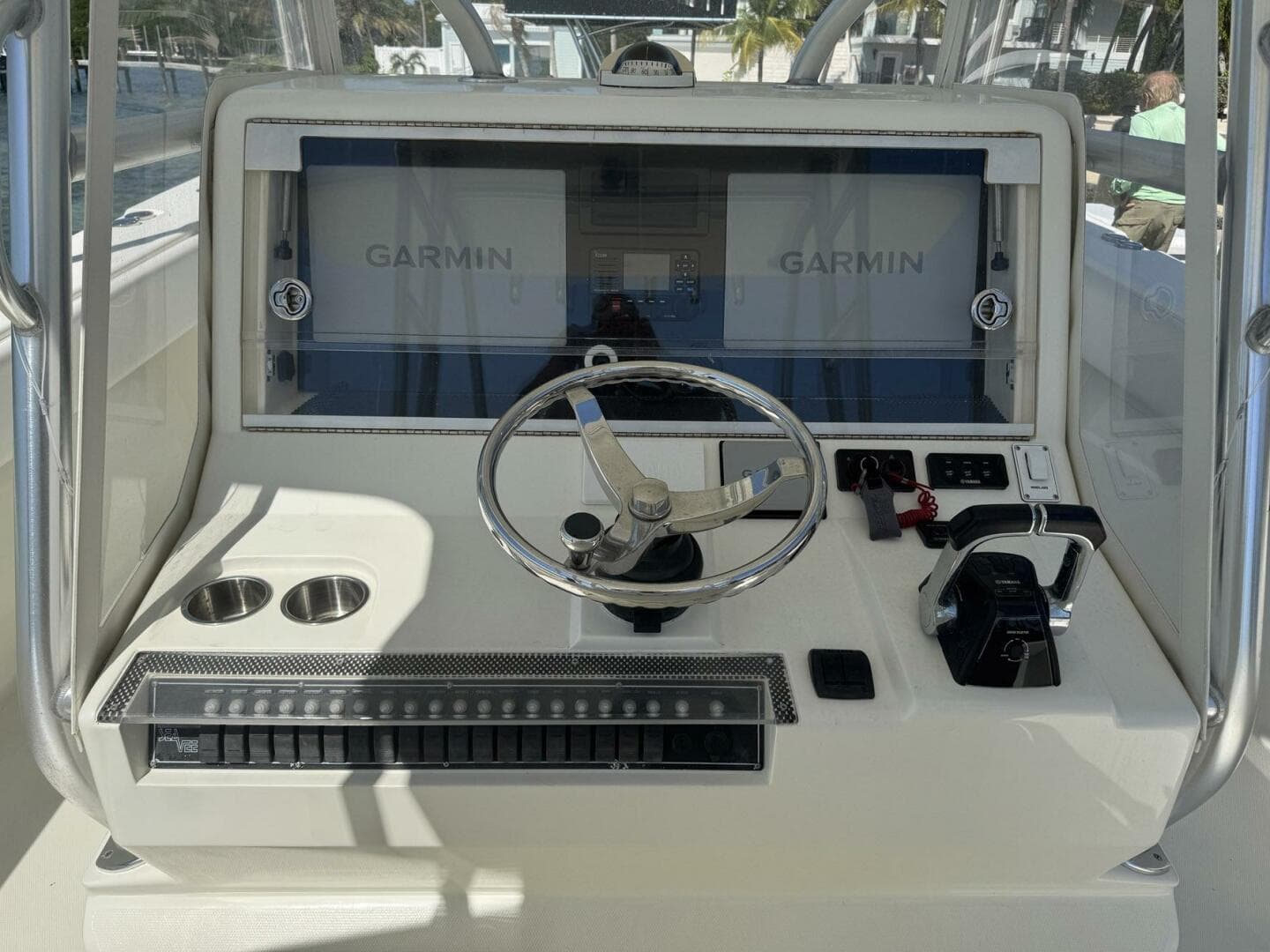 2014 SeaVee 390B Center Console