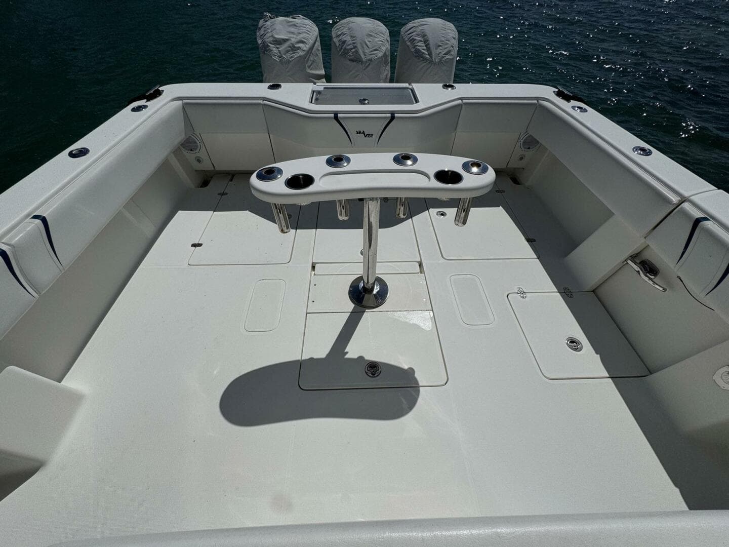 2014 SeaVee 390B Center Console