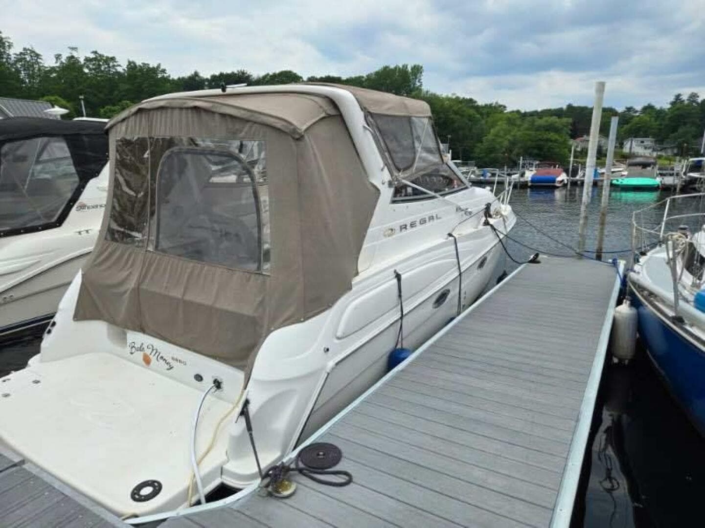 2003 Regal 2860 Commodore