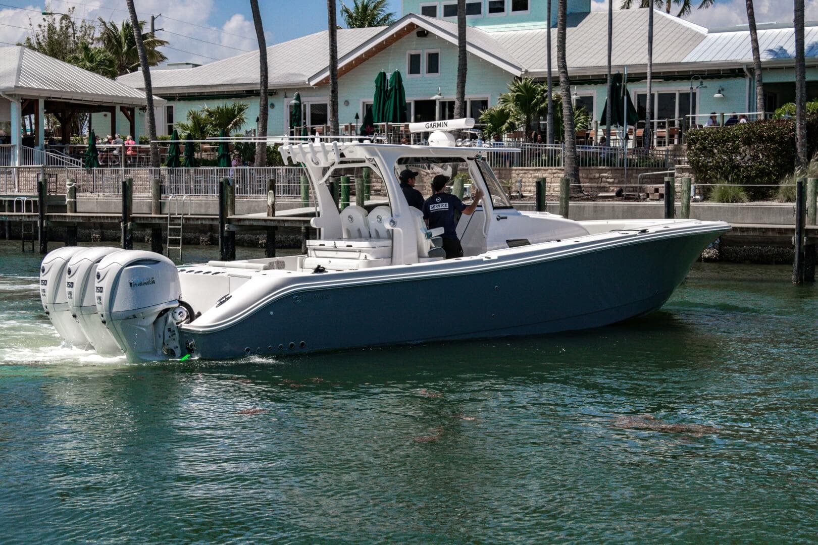 2025 Edgewater 370CC