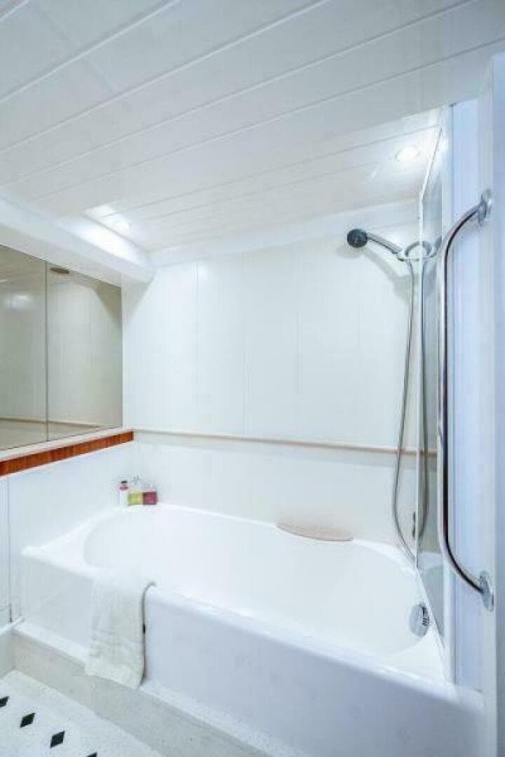 2000 Viking Sport Cruisers 