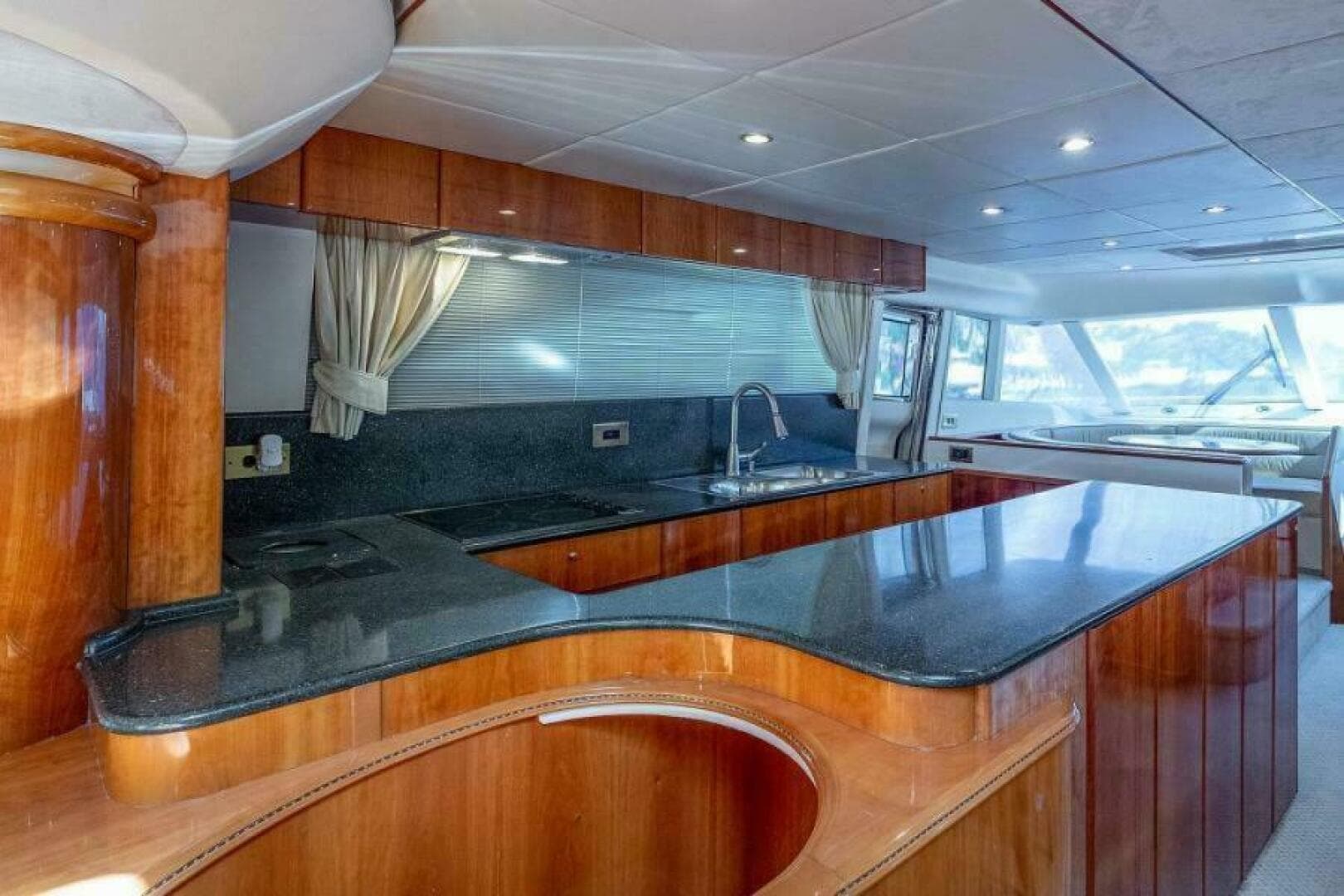 2000 Viking Sport Cruisers 