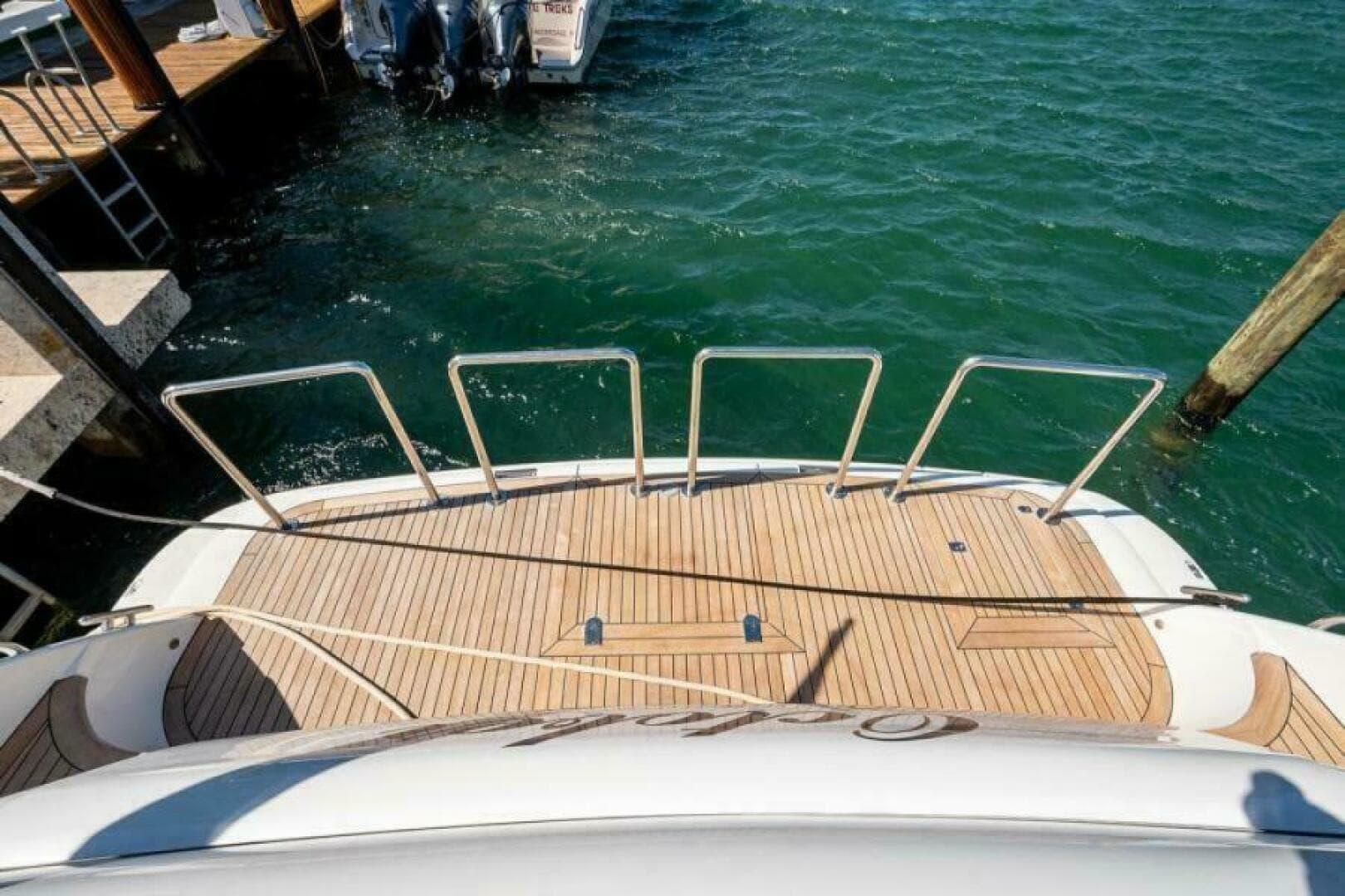 2000 Viking Sport Cruisers 