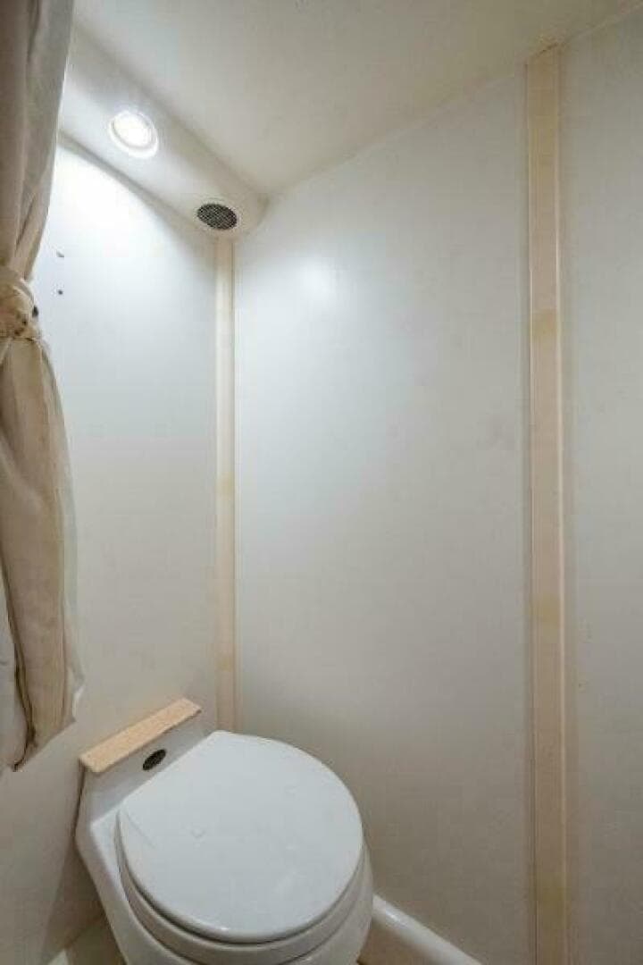 2000 Viking Sport Cruisers 