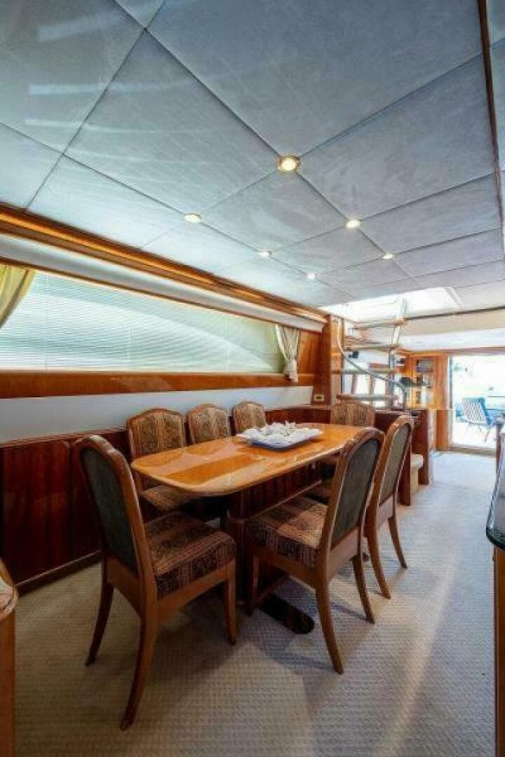 2000 Viking Sport Cruisers 