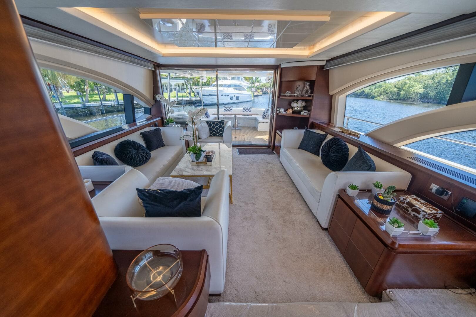 2010 Azimut 75 Fly