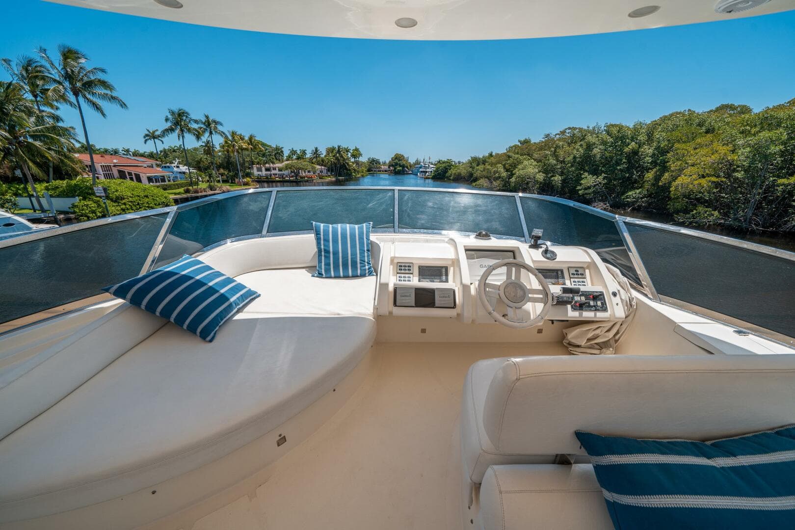 2010 Azimut 75 Fly